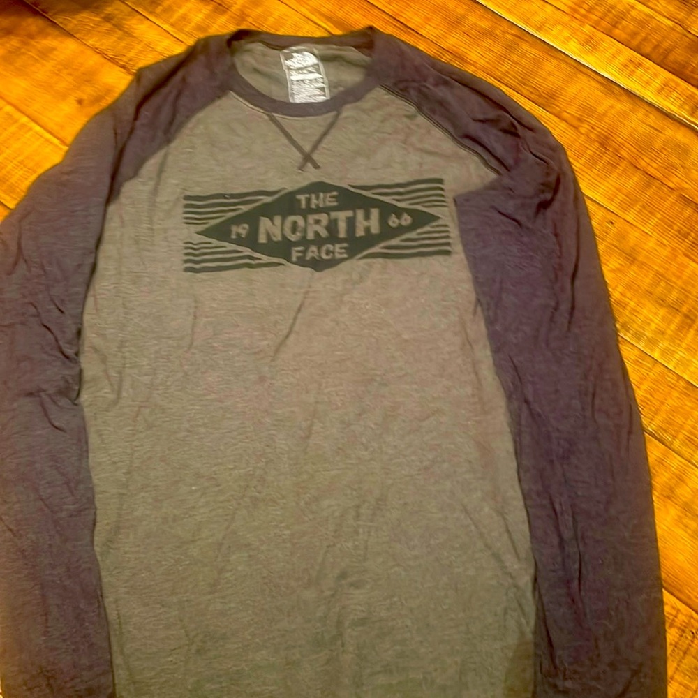 The North Face Men’s Xl Long Sleeve T Shirt